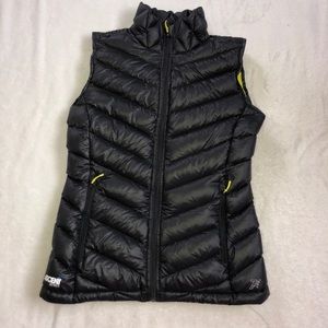 Eastern Mountain Sports Puffy Vest